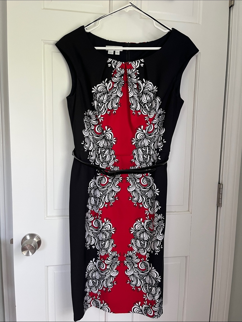 London Times Black and Red Floral-Print Sheath Dress